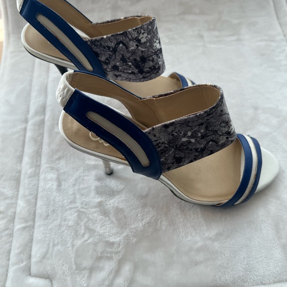GX by Gwen Stefani Blue and White Sandals - Picture 2 of 6